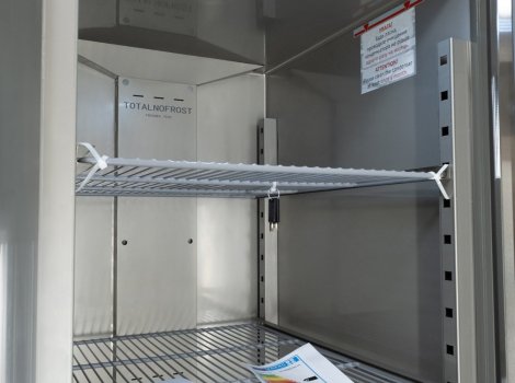 GoodFood Шафа холодильна дводверна GF-GN1200TNS-HC