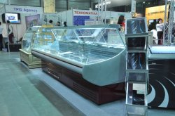 Вітрина холодильна з гнутим склом VGL130  (+2...+8 )1300х1120х1250